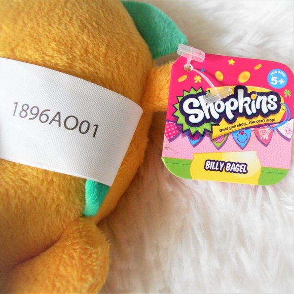 Shopkins Billy Bagel Plush - Picture 10 of 12
